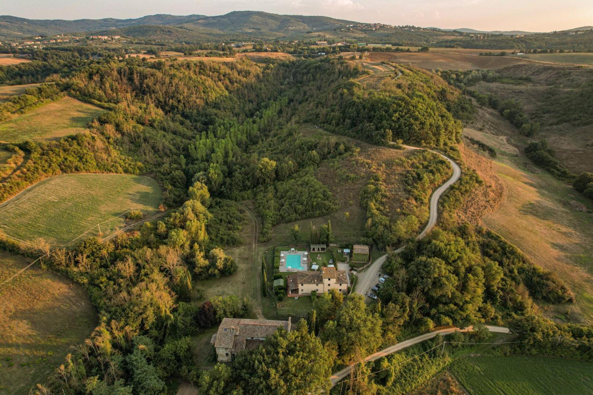 Borgo Santa Maria In Valle Laterina ภายนอก รูปภาพ