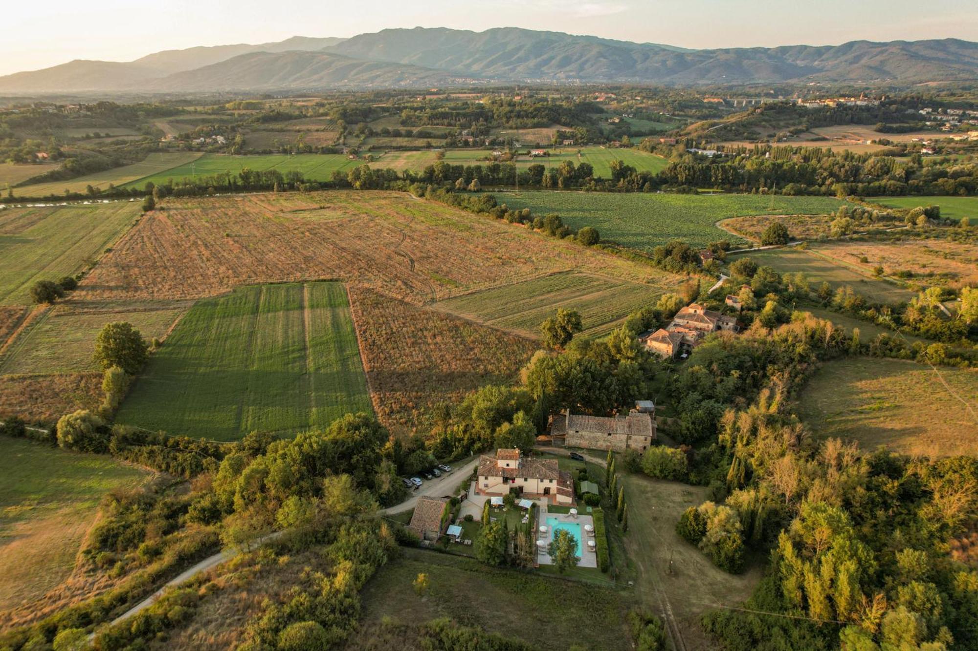 Borgo Santa Maria In Valle Laterina ภายนอก รูปภาพ