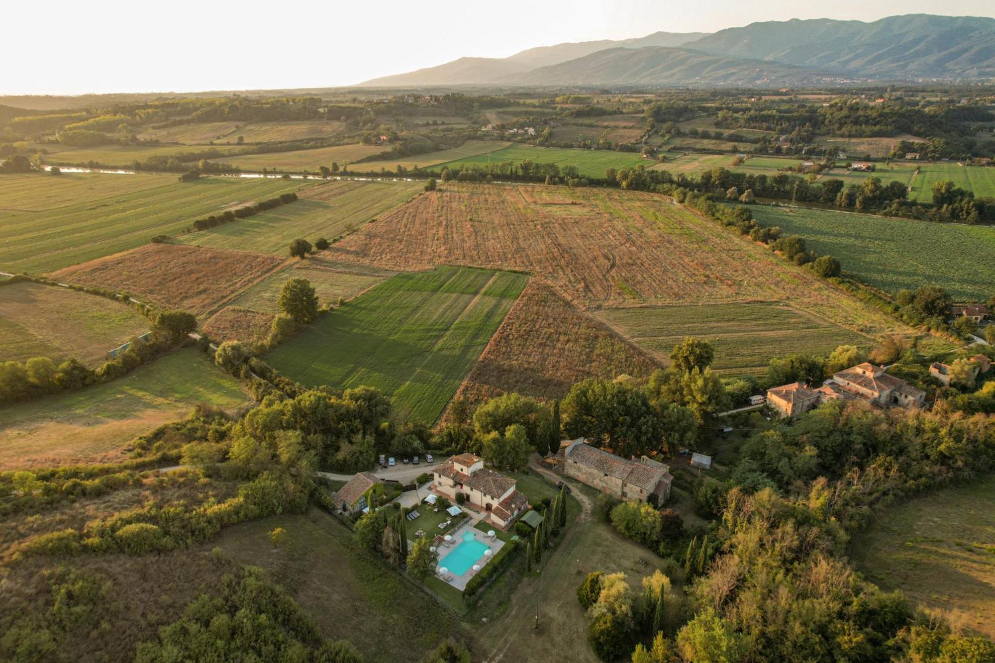 Borgo Santa Maria In Valle Laterina ภายนอก รูปภาพ