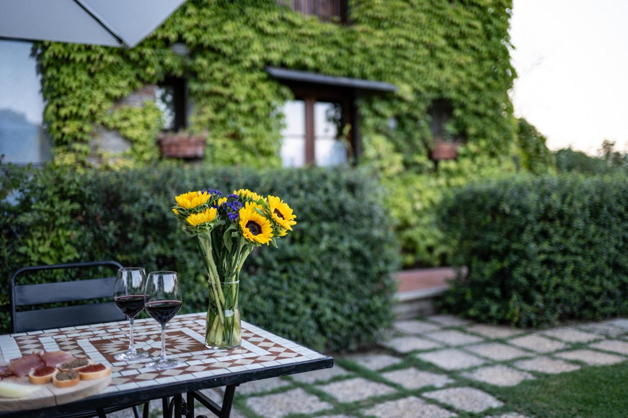Borgo Santa Maria In Valle Laterina ภายนอก รูปภาพ